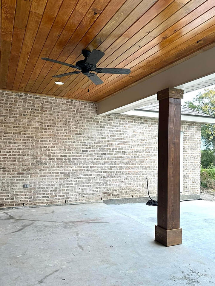 concrete porch laid by concrete contractor in baton rouge