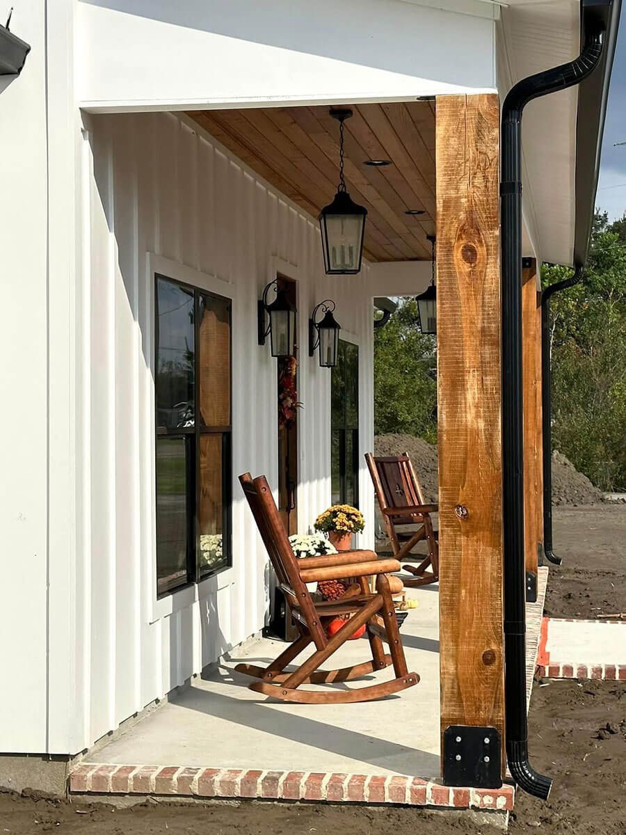 Exterior front porch built by general contractor in Houma LA