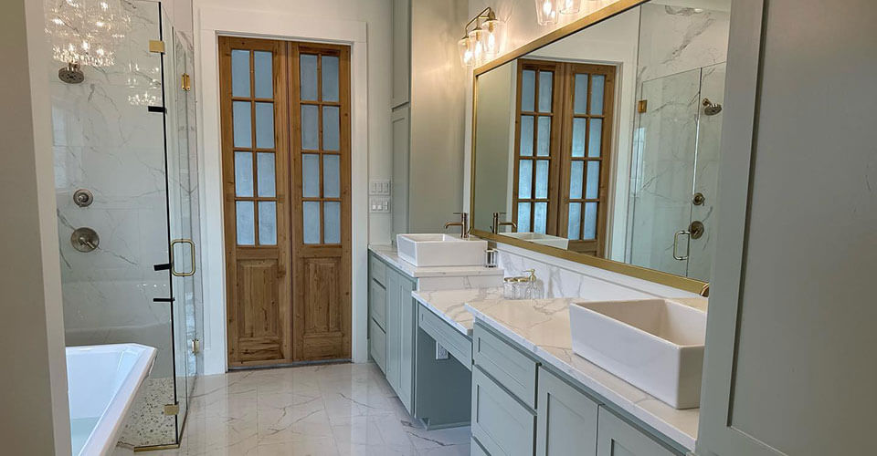 Renovated bathroom in Houma home by residential contractor Sage Construction