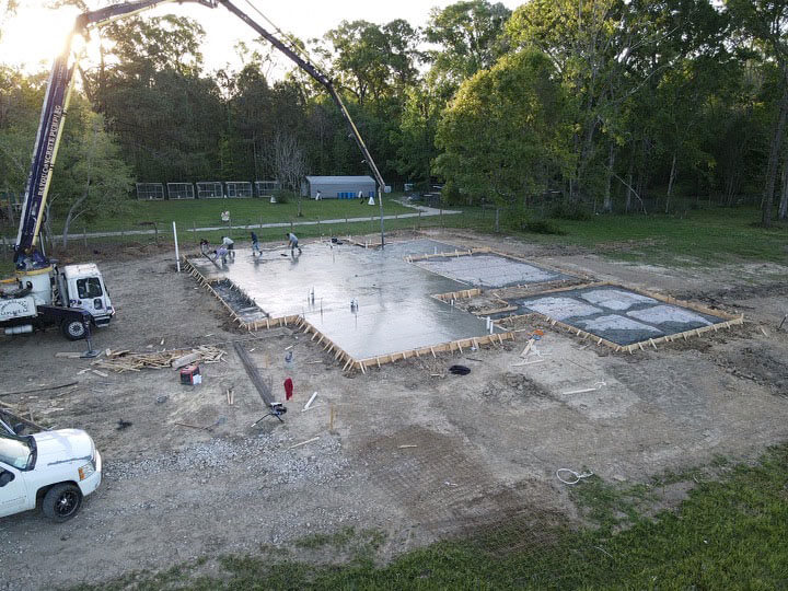 concrete being laid out by concrete contractor in Baton Rouge